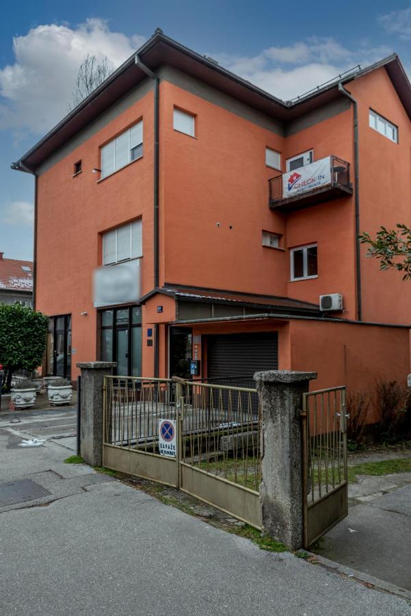 Apartment Check In Zagreb Maksimir-Free Parking Exterior photo